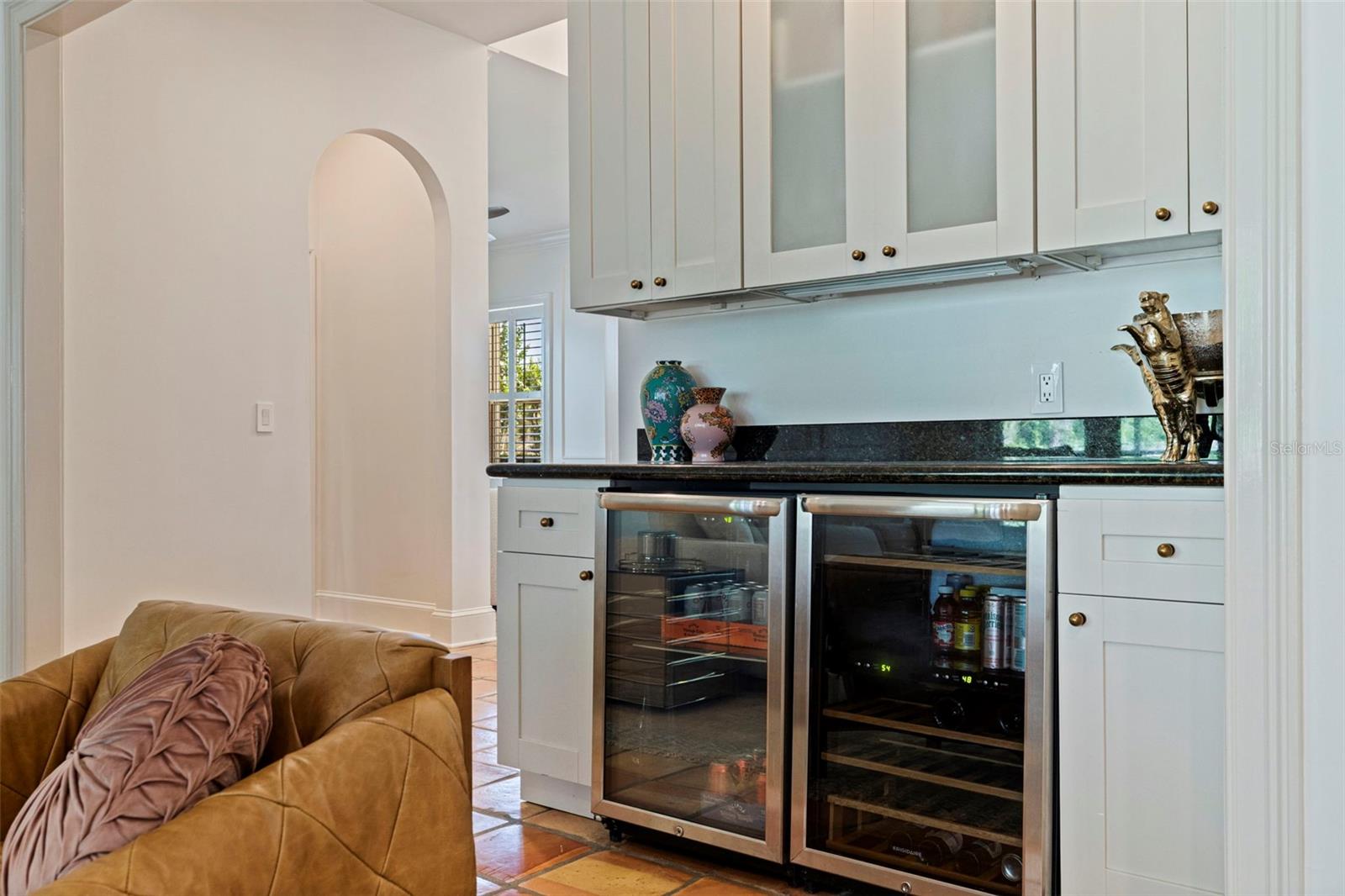 TAMPA PALMS - Residential