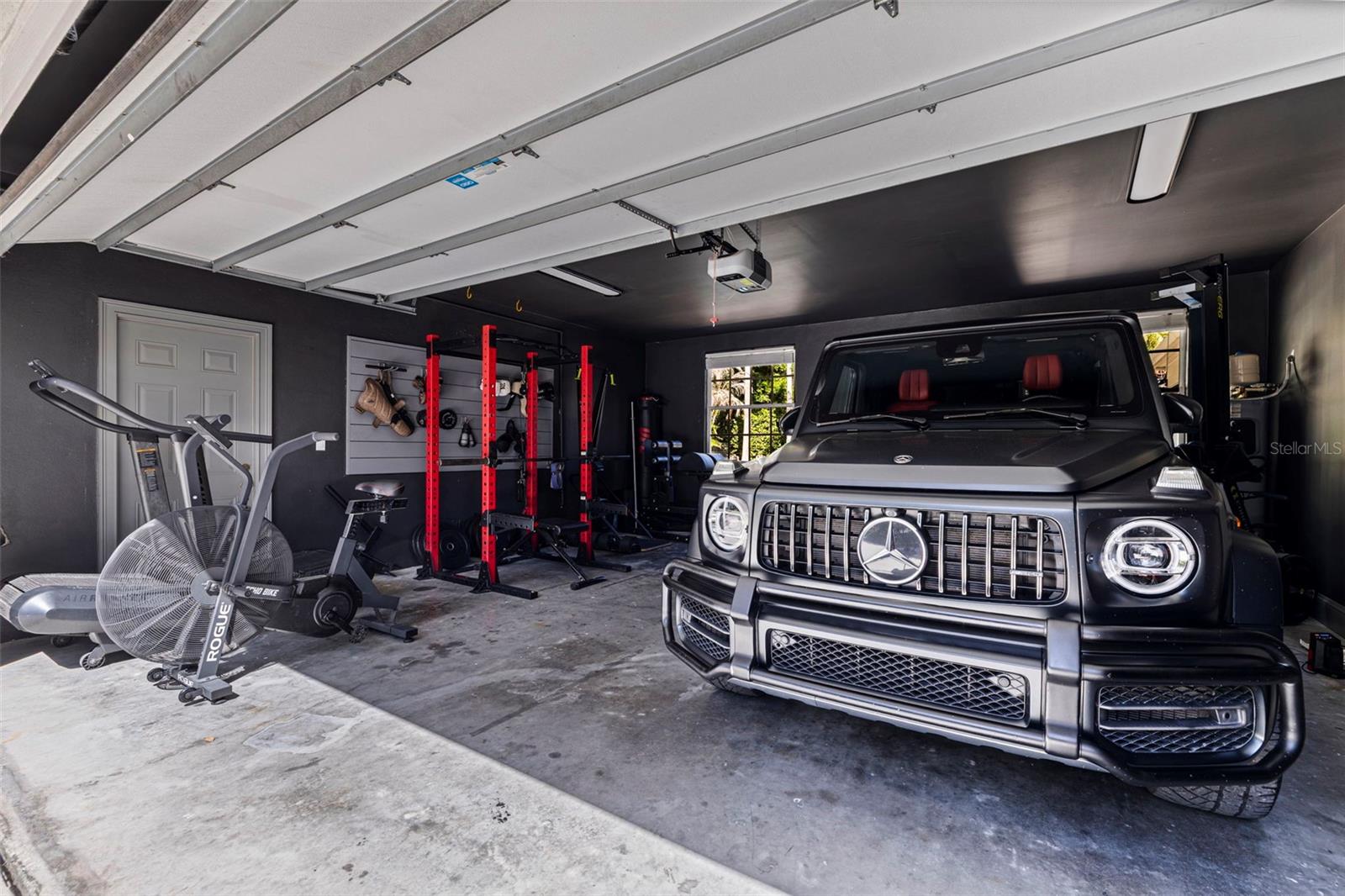 TAMPA PALMS - Residential