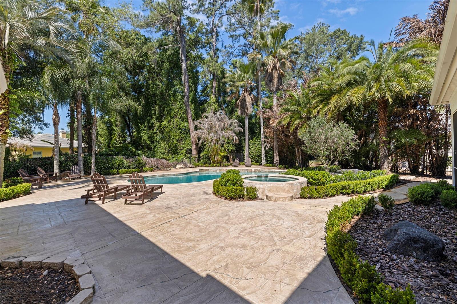 TAMPA PALMS - Residential