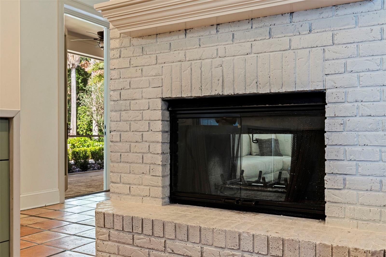 TAMPA PALMS - Residential