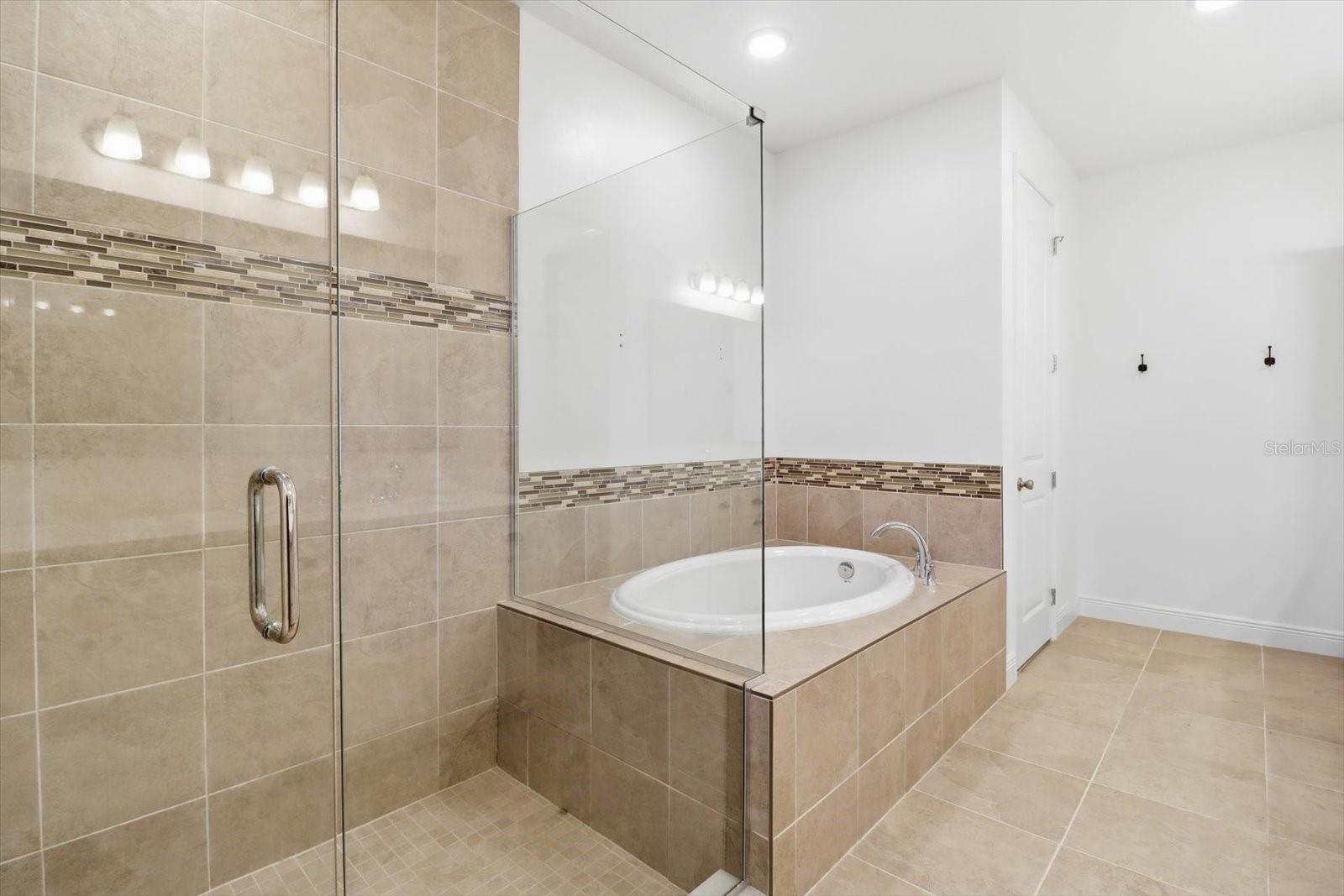 SUGARMILL WOODS, OAK VILLAGE - Residential