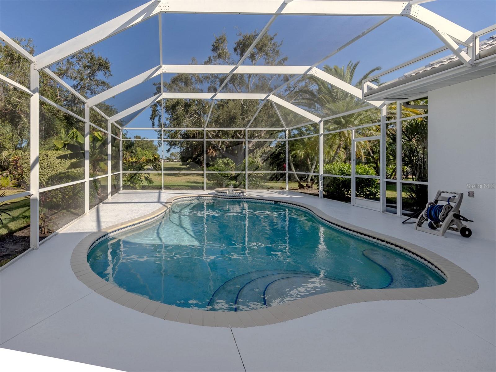SAWGRASS - Residential