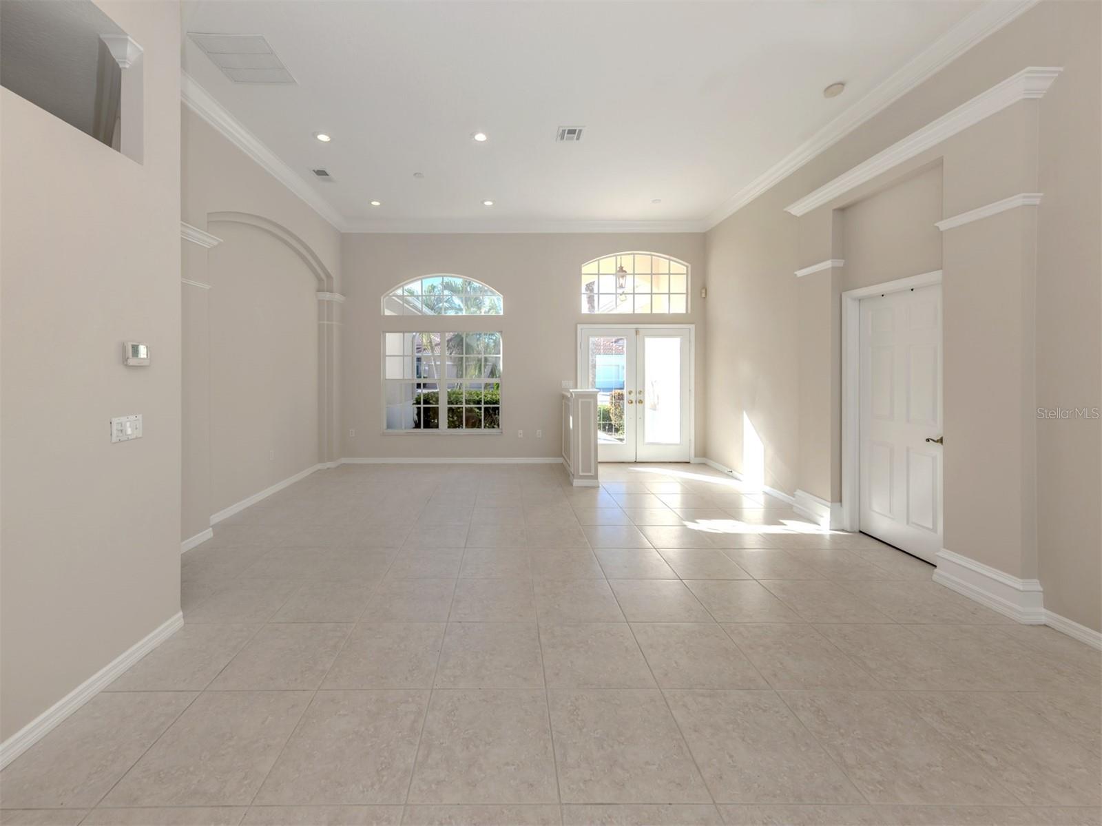 SAWGRASS - Residential