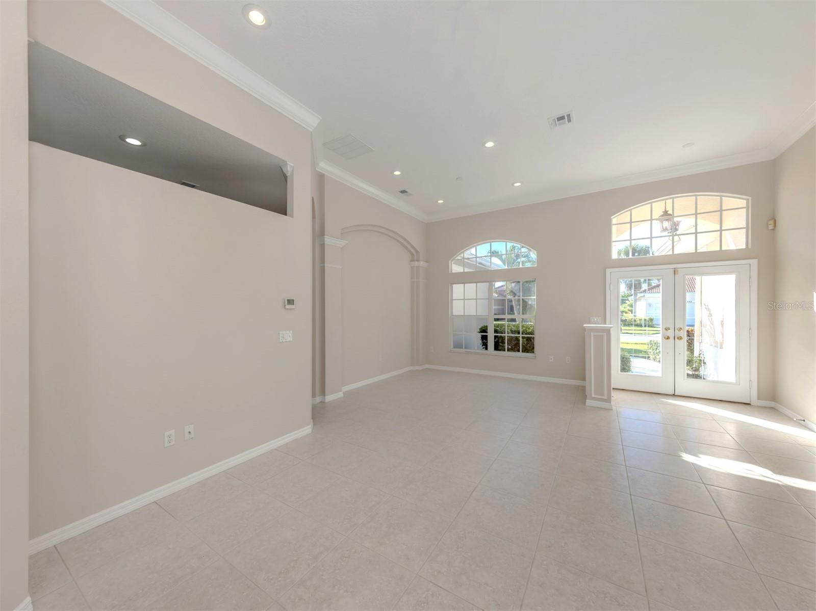 SAWGRASS - Residential