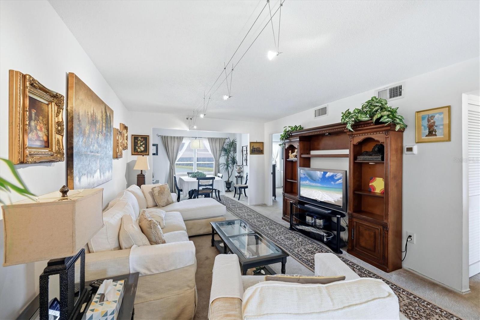 BAYSHORE ON THE LAKE APTS SEC 2 - Residential