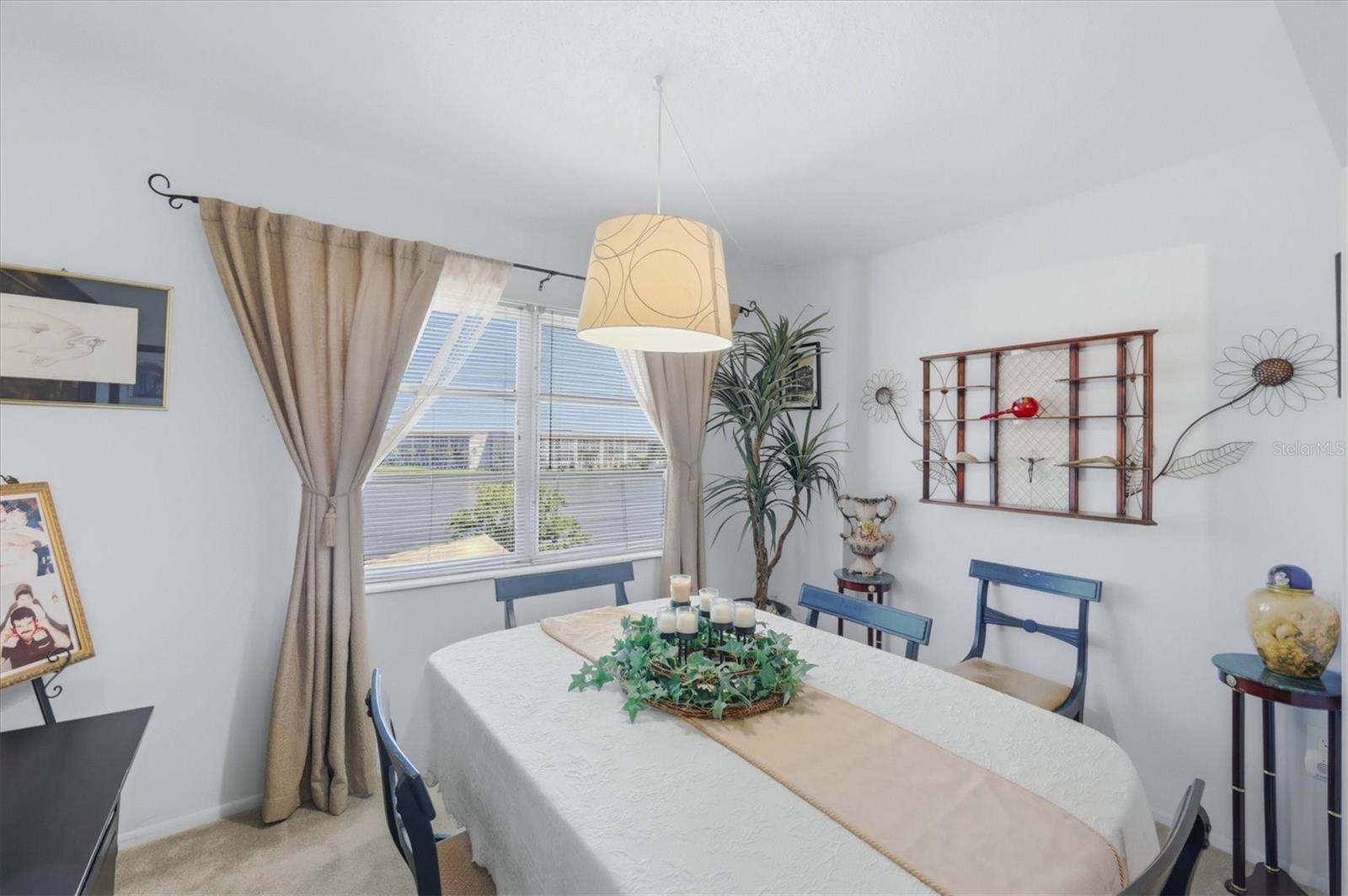 BAYSHORE ON THE LAKE APTS SEC 2 - Residential