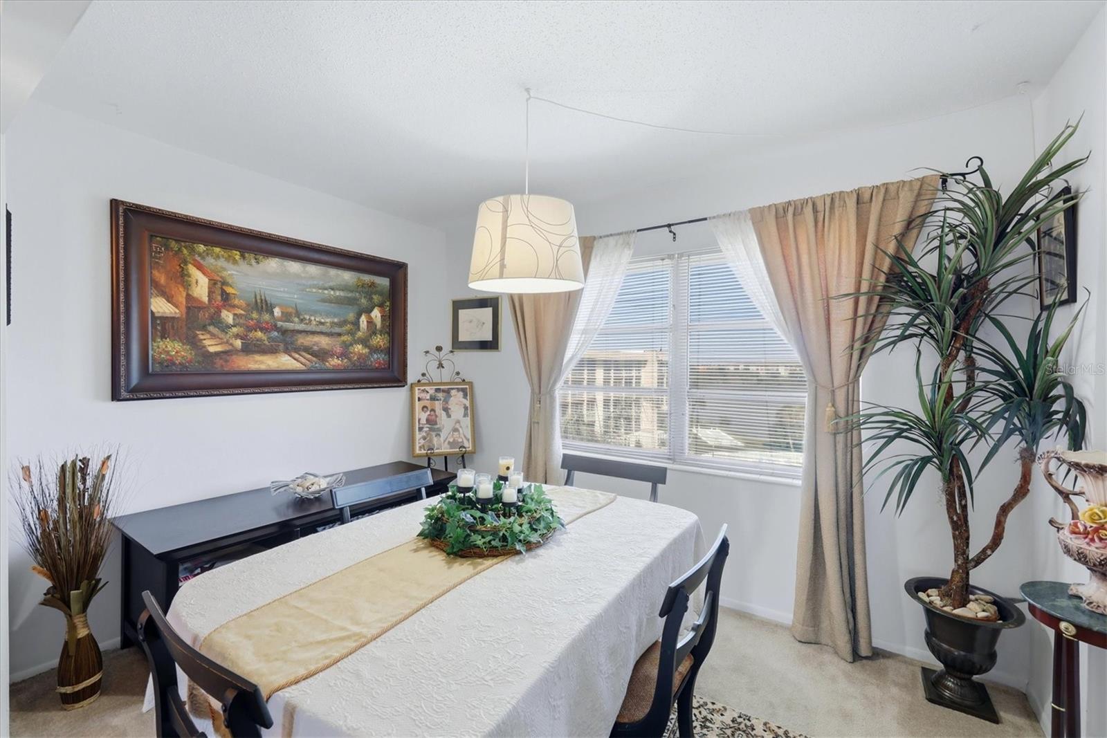 BAYSHORE ON THE LAKE APTS SEC 2 - Residential