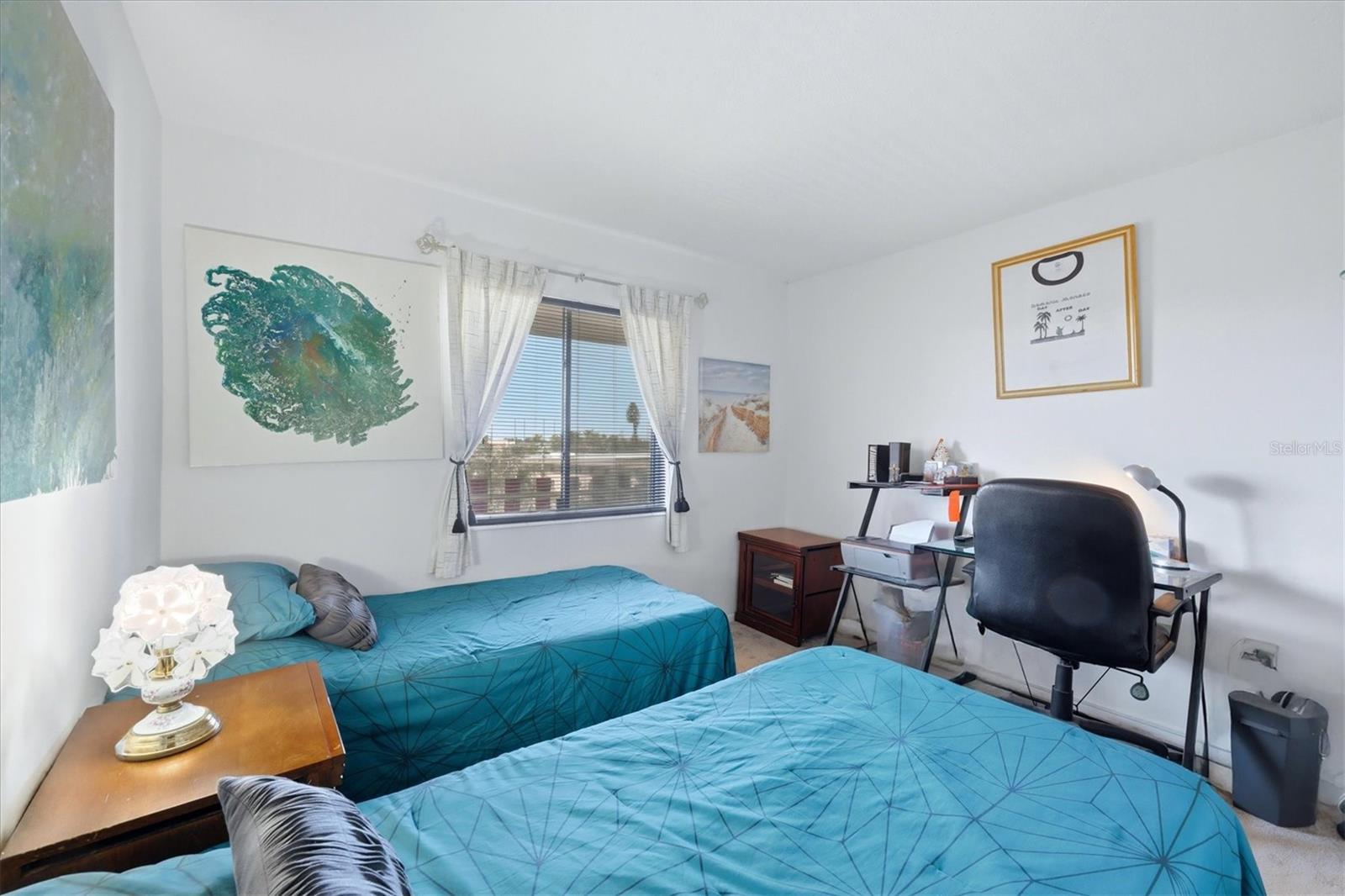 BAYSHORE ON THE LAKE APTS SEC 2 - Residential