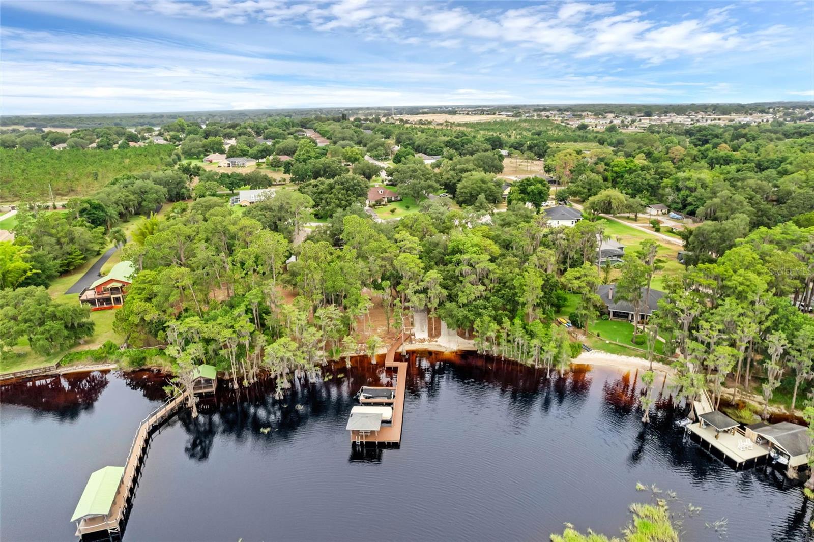 HILLS OF LAKE LOUISA SUB - Residential