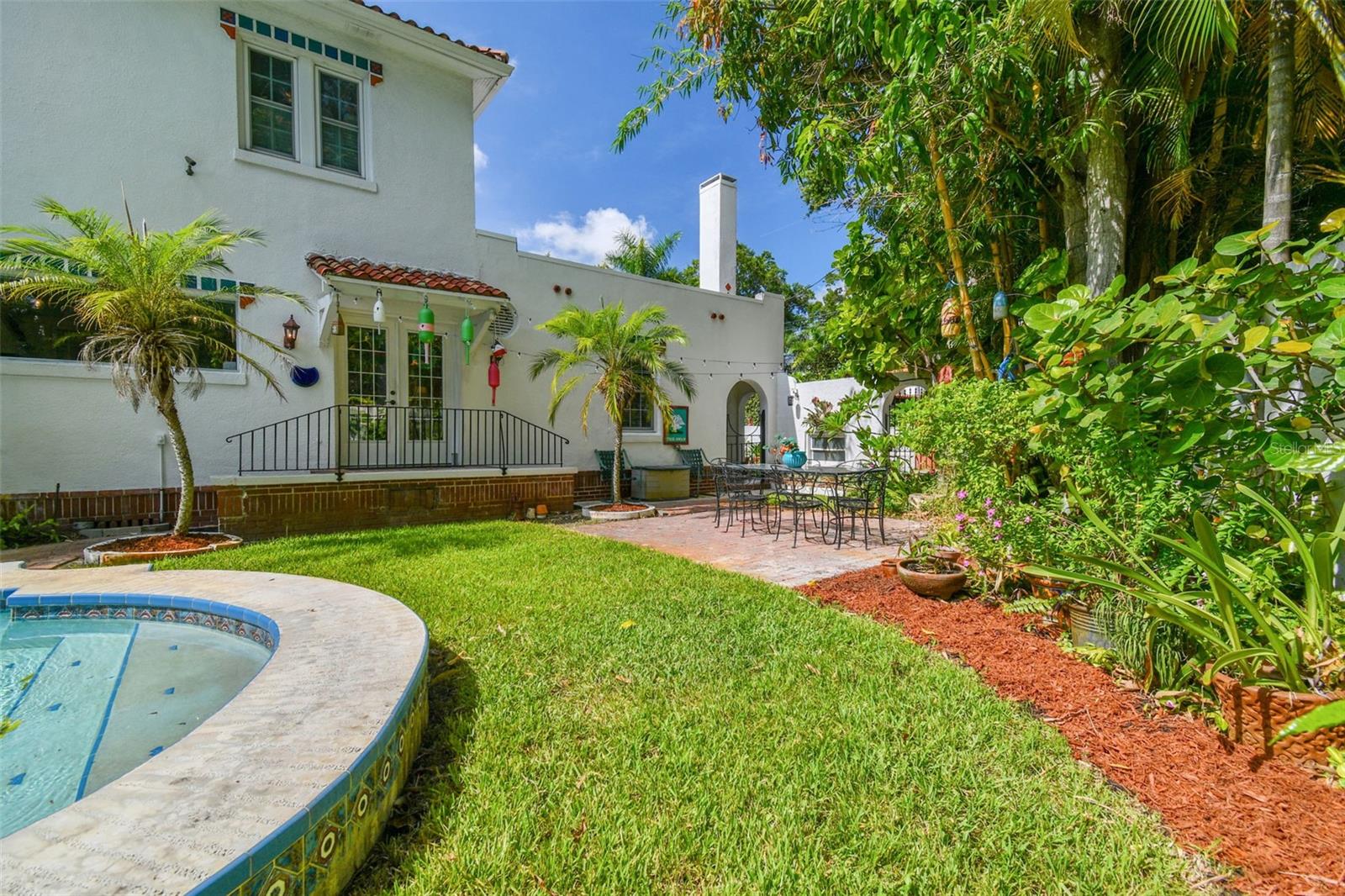 GRANADA TERRACE ADD - Residential