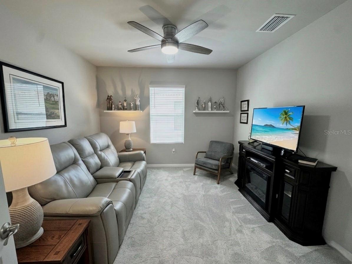 RIVER CLUB - Residential