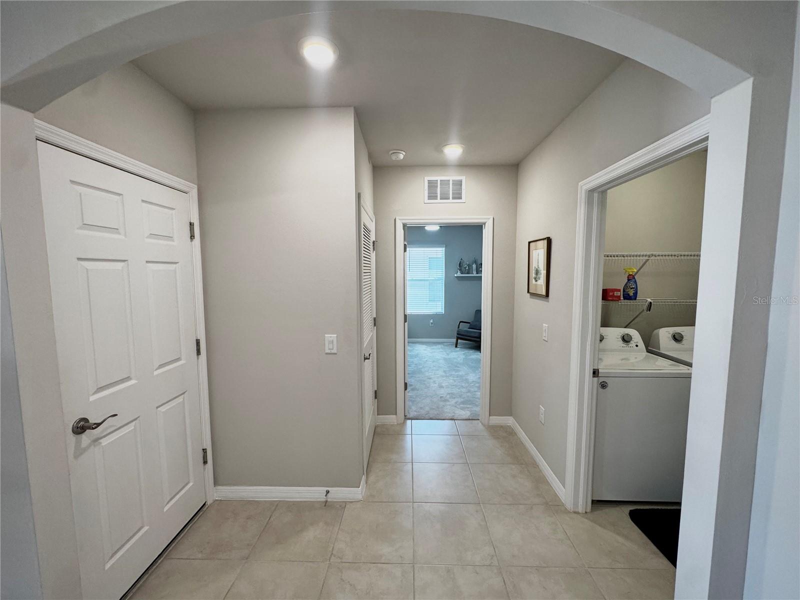 RIVER CLUB - Residential