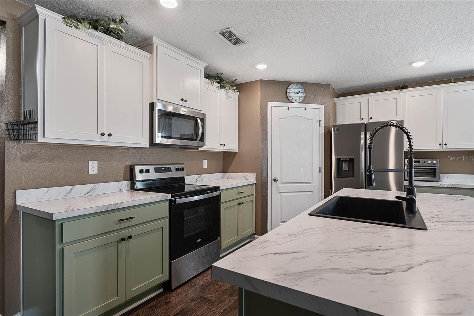 BELLE TERRE - Residential