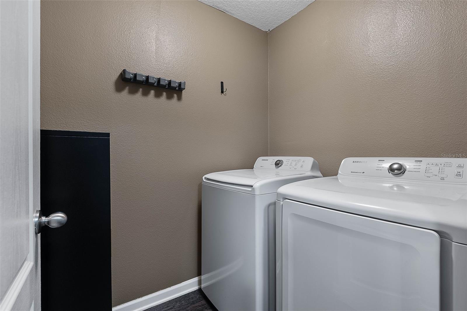 BELLE TERRE - Residential