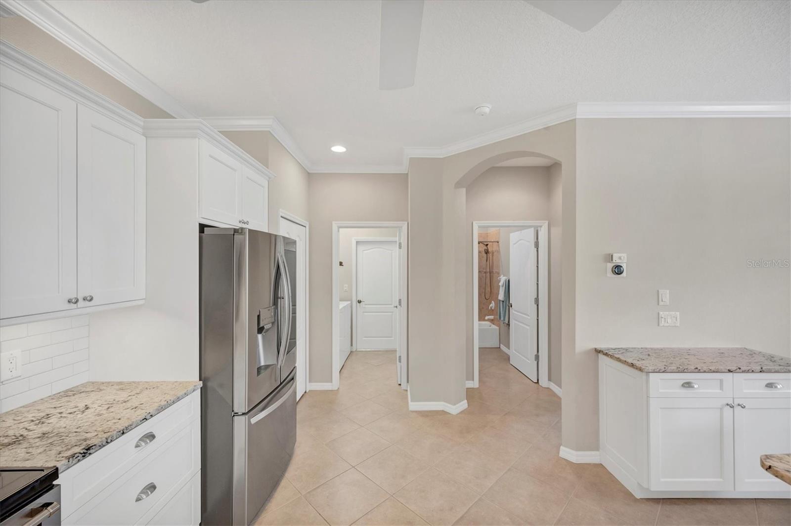 PELICAN POINTE GOLF & COUNTRY CLUB - Residential