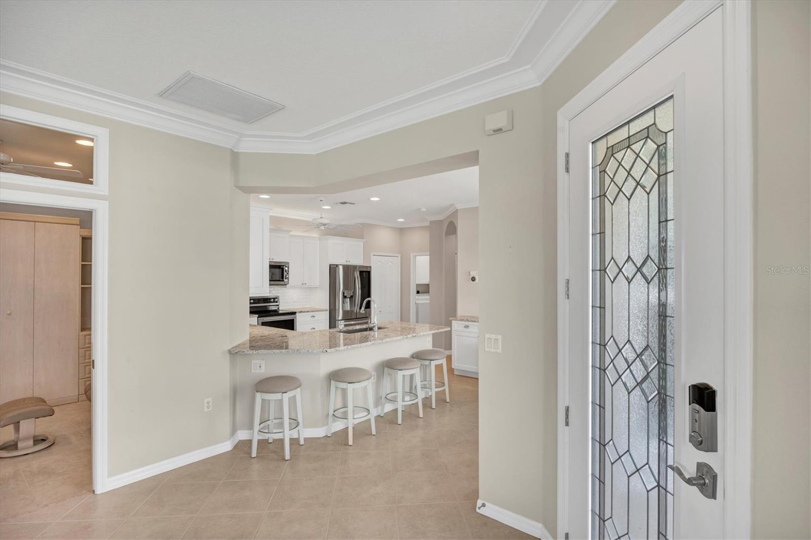 PELICAN POINTE GOLF & COUNTRY CLUB - Residential