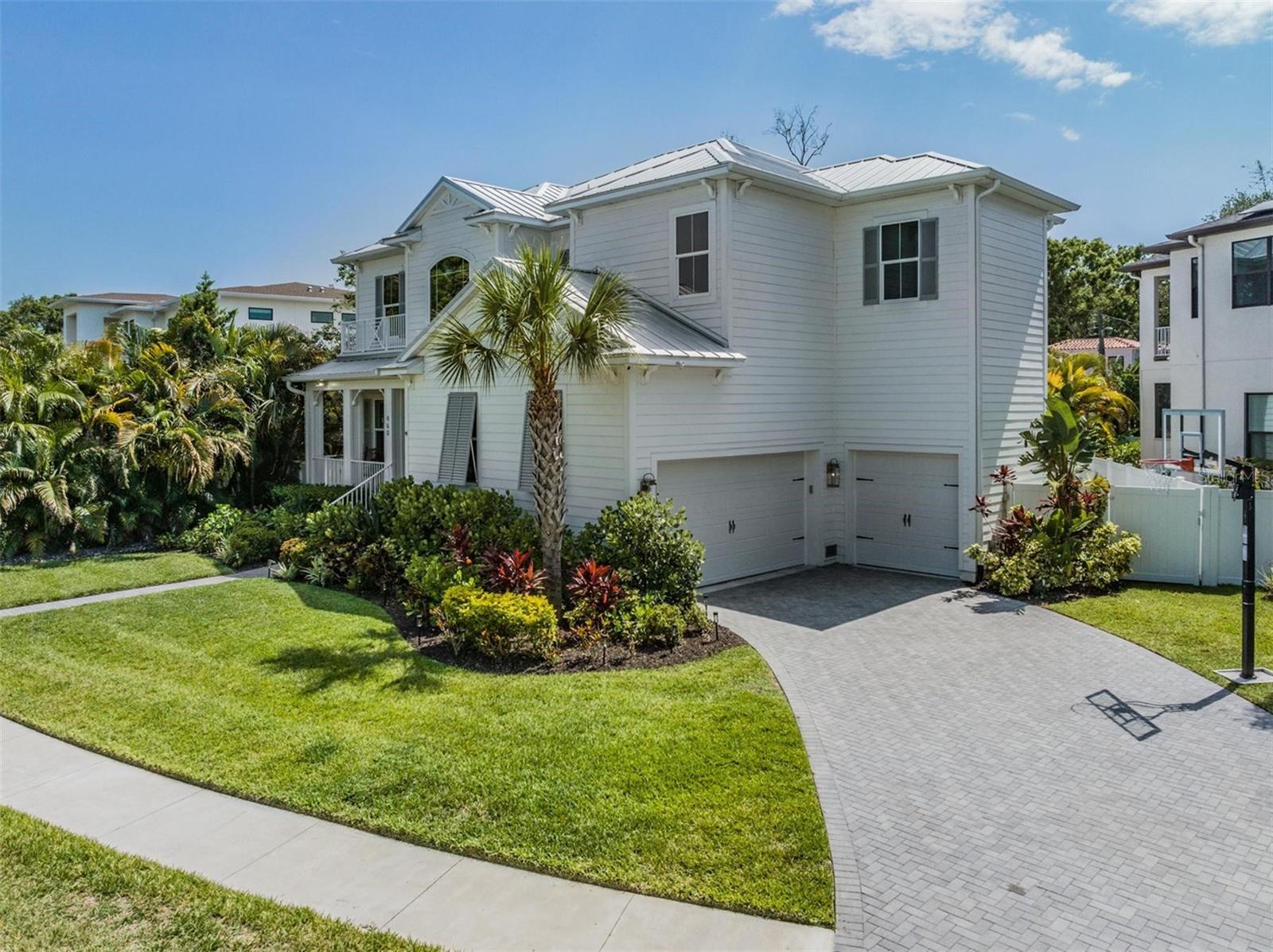 DAVIS ISLANDS PB10 PG52 TO 57 - Residential