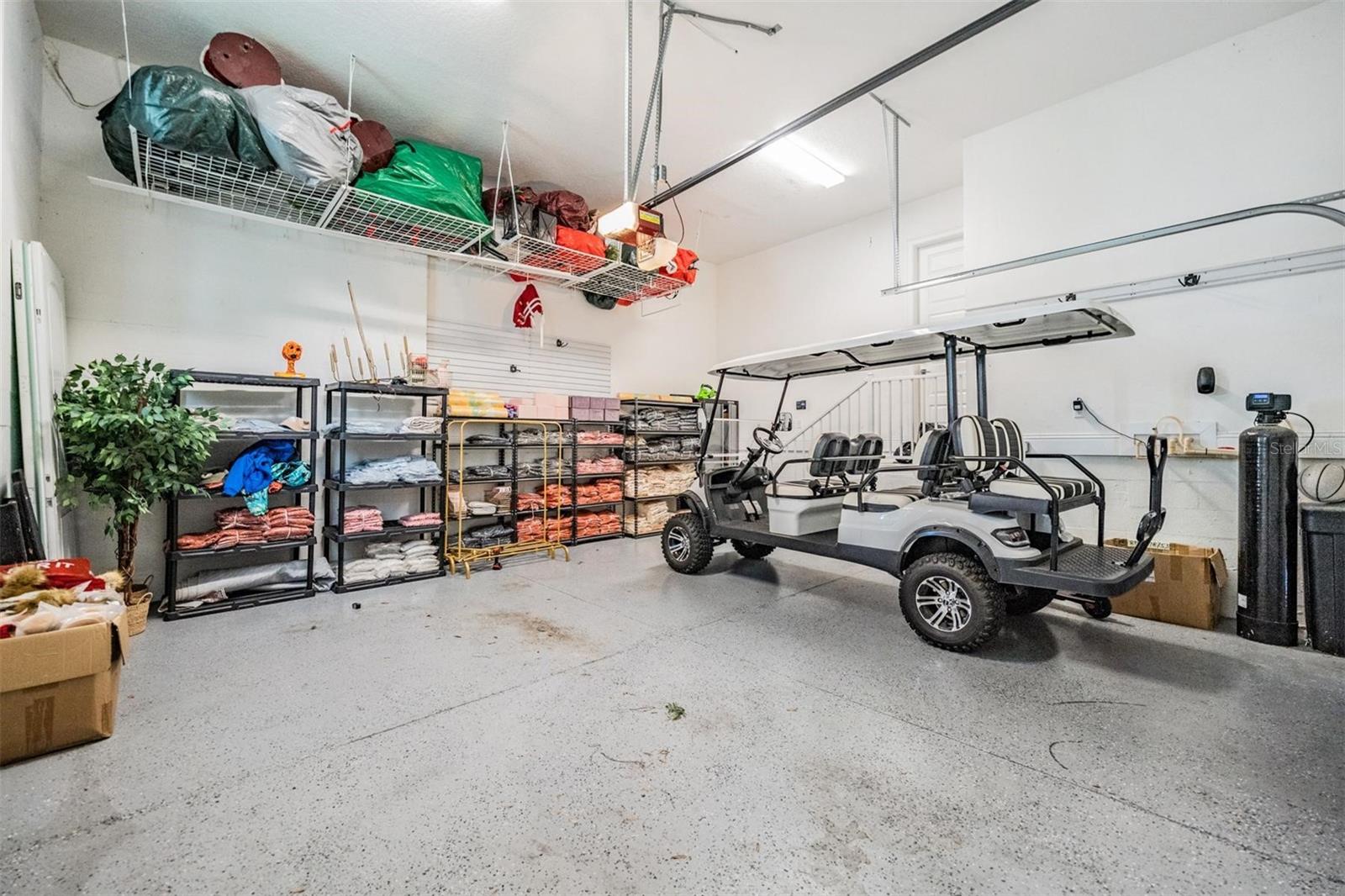 DAVIS ISLANDS PB10 PG52 TO 57 - Residential