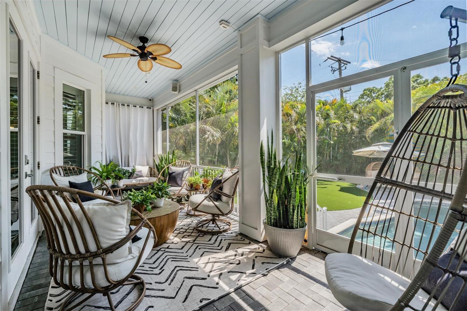 DAVIS ISLANDS PB10 PG52 TO 57 - Residential