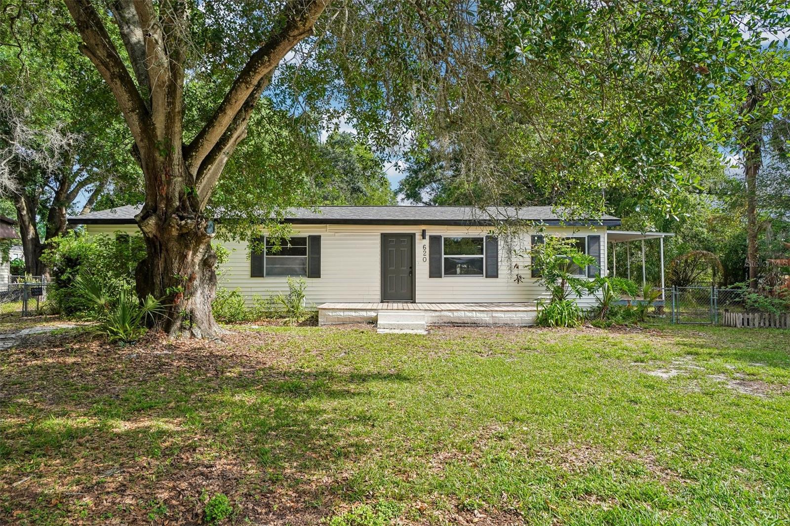 OAKRIDGE HEIGHTS - Residential