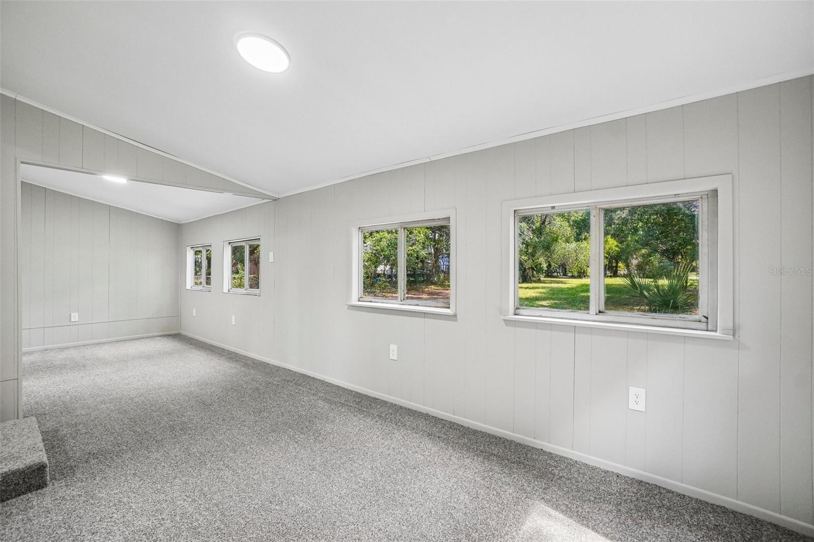 OAKRIDGE HEIGHTS - Residential