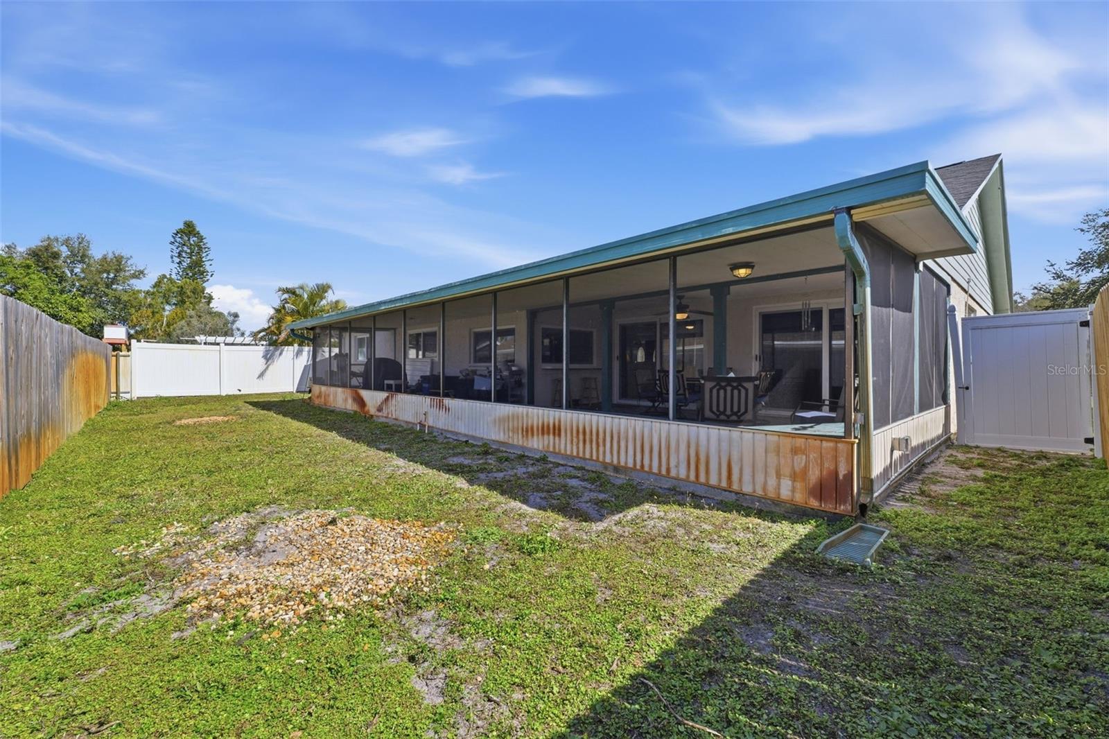 BEACON SQUARE - Residential