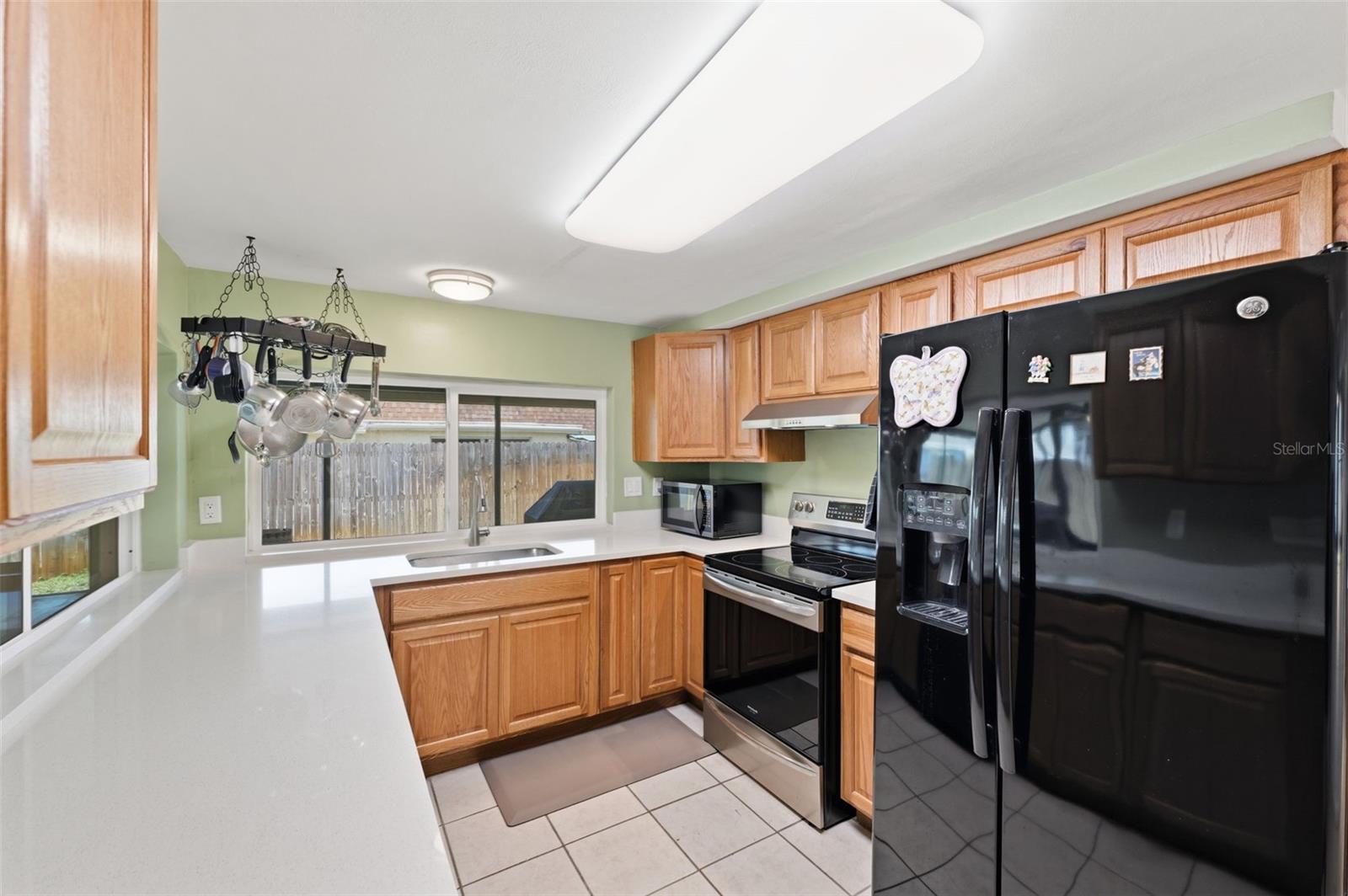 BEACON SQUARE - Residential