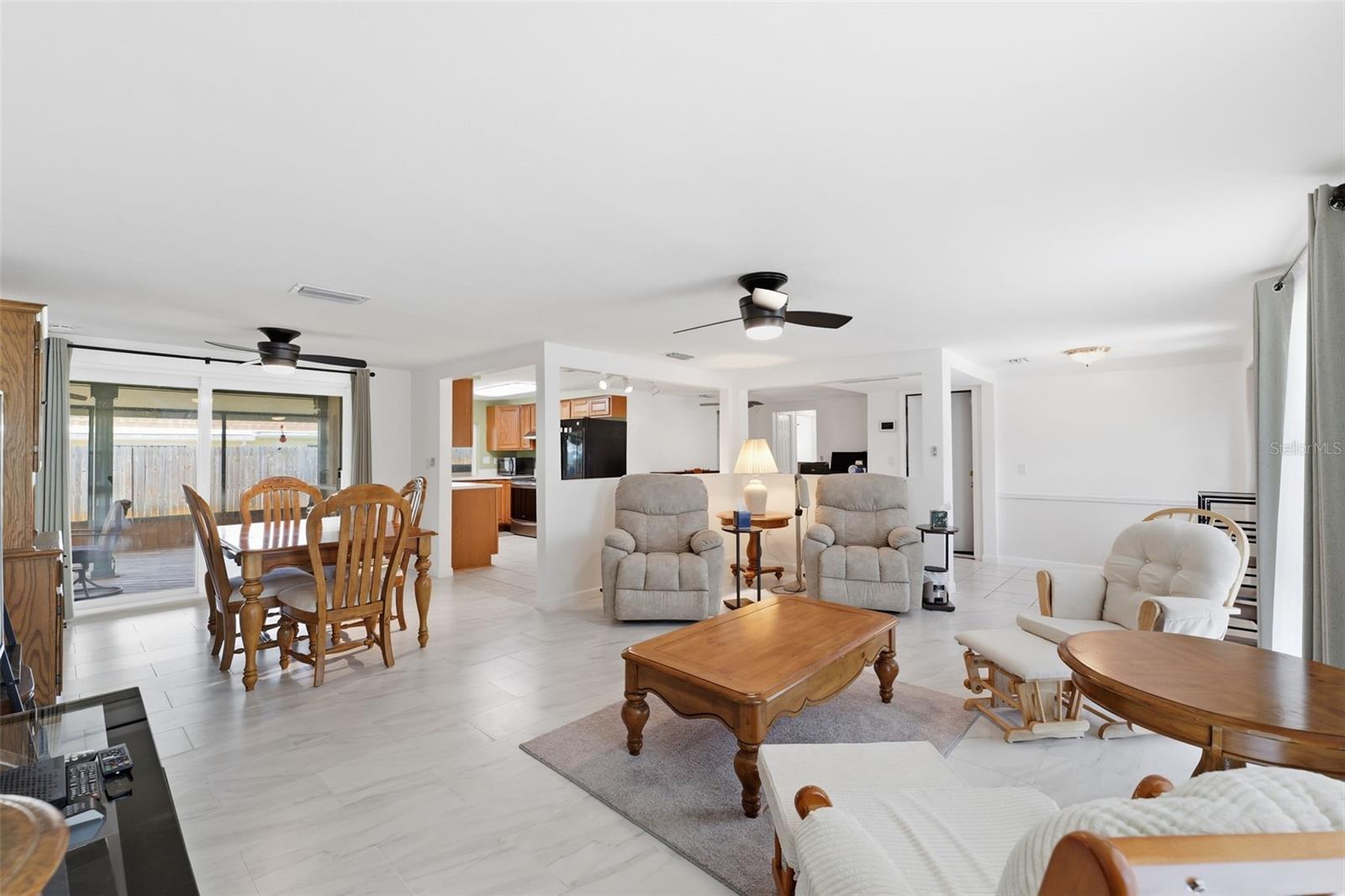 BEACON SQUARE - Residential