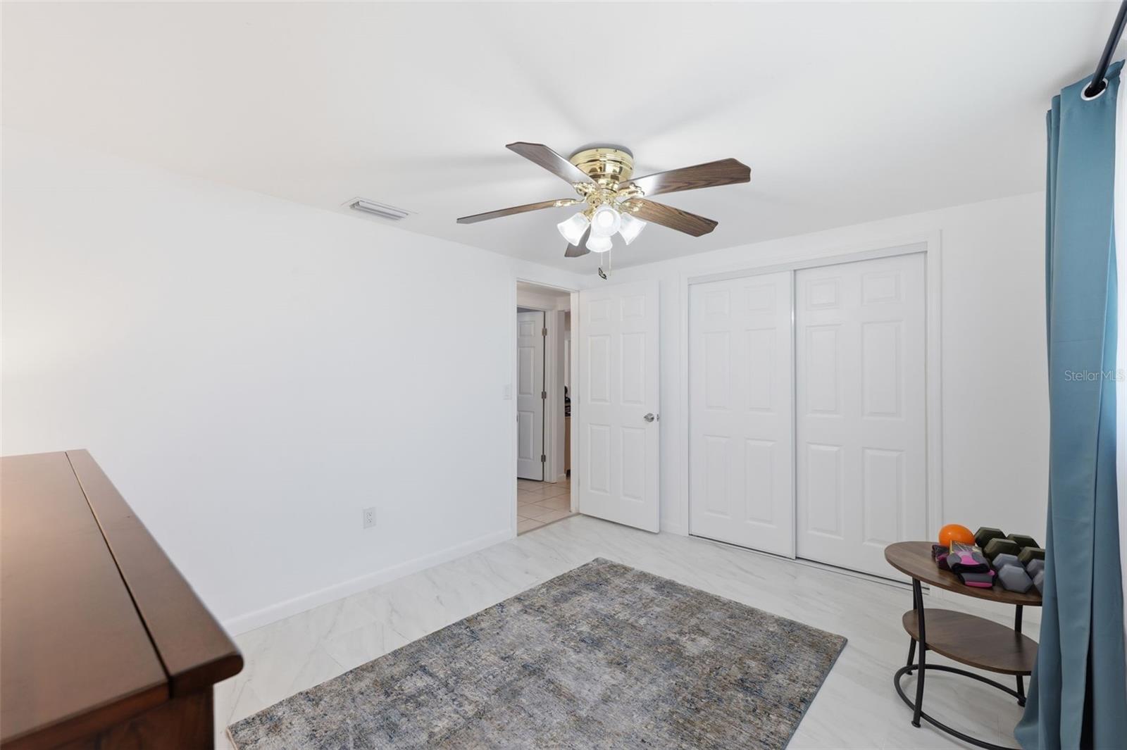 BEACON SQUARE - Residential