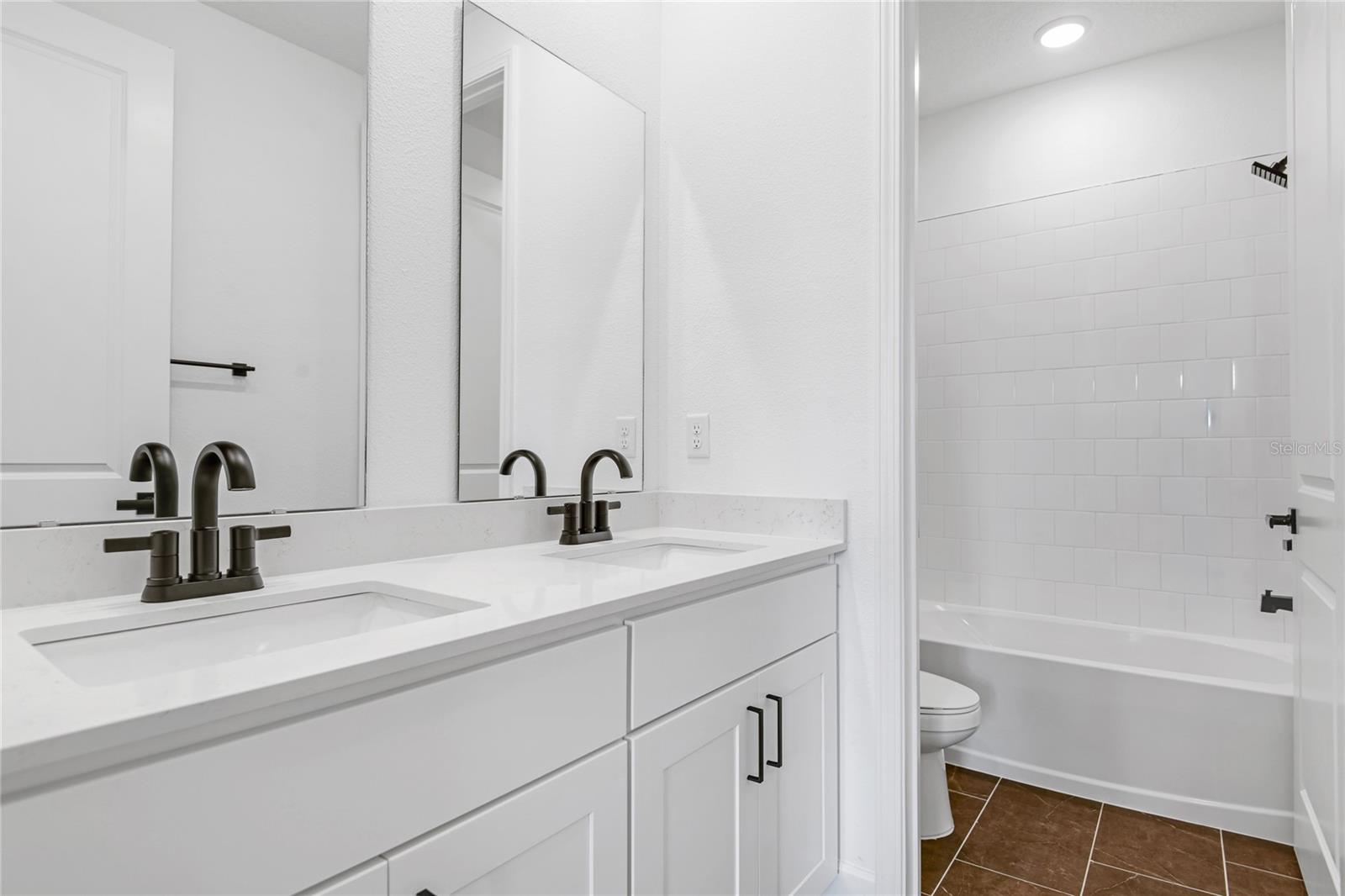 SEASONS AT SUMMERTIDE - Residential