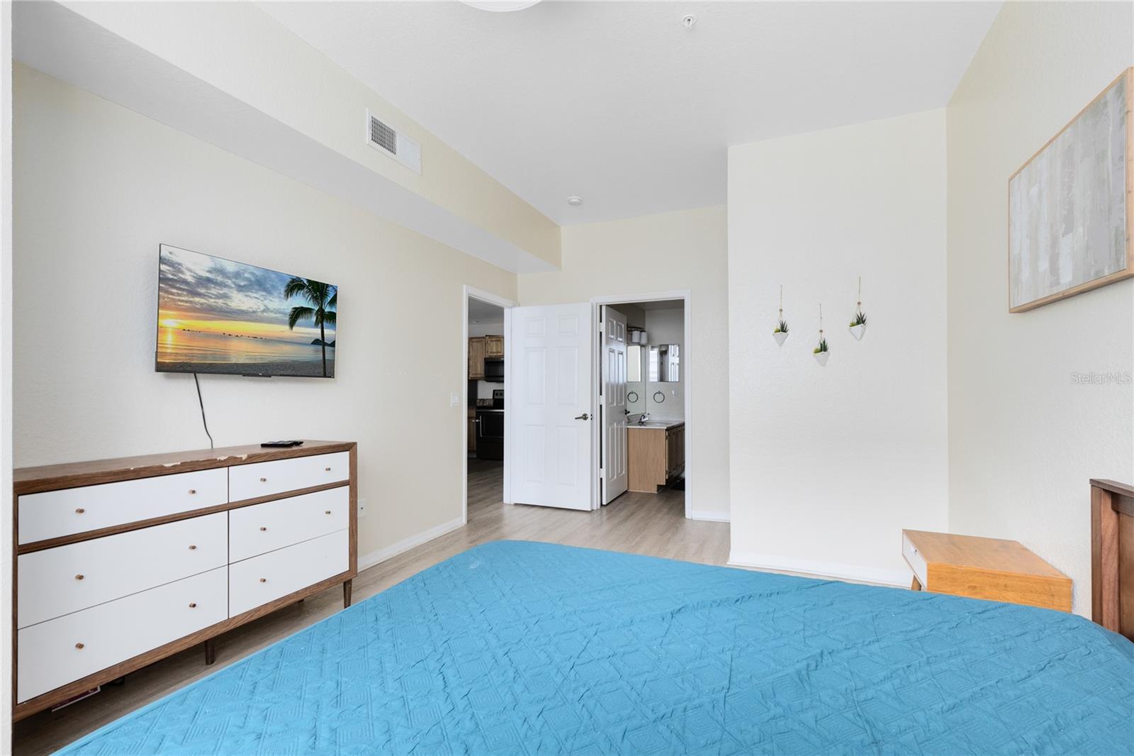 VENETIAN BAY VILLAGE CONDO - Residential