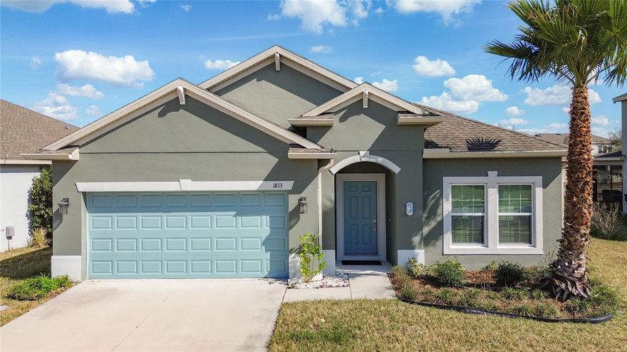 Tucked inside Lancaster Park East, this Lennar Clearwater model brings the space, layout, and upgrades buyers are hunting for right now.
The moment you step in, you’ll notice how open and functional it feels. The kitchen sits at the center with a large island that flows seamlessly into the dining and living areas, perfect for hosting friends or keeping everyone connected. Up front, a flex room works as an office, formal dining, den, or optional 4th bedroom. Need more space? There’s also a bonus room positioned between the secondary bedrooms that can easily serve as a media room, playroom, or even an additional bedroom setup.
The primary suite feels like a true retreat with dual vanities, a walk-in shower, soaking tub, and generous closet space. Tile flooring runs throughout the main living areas, with comfortable bedrooms and a dedicated laundry room adding everyday practicality.
Now let’s talk about what sets this one apart: a fully extended, covered, and screened lanai stretching nearly the entire width of the home, roughly 400 sq ft of additional outdoor living space. Morning coffee, weekend gatherings, quiet evenings, t’s already set up for it. Gutters installed around the perimeter and a landscaped yard complete the package.
Community perks include a pool, playground, and dog park, with no CDD. Just minutes to Lake Nona’s medical and tech hub, shopping, dining, major highways, and everyday conveniences.
Flexible. Move-in ready. Space where it counts.