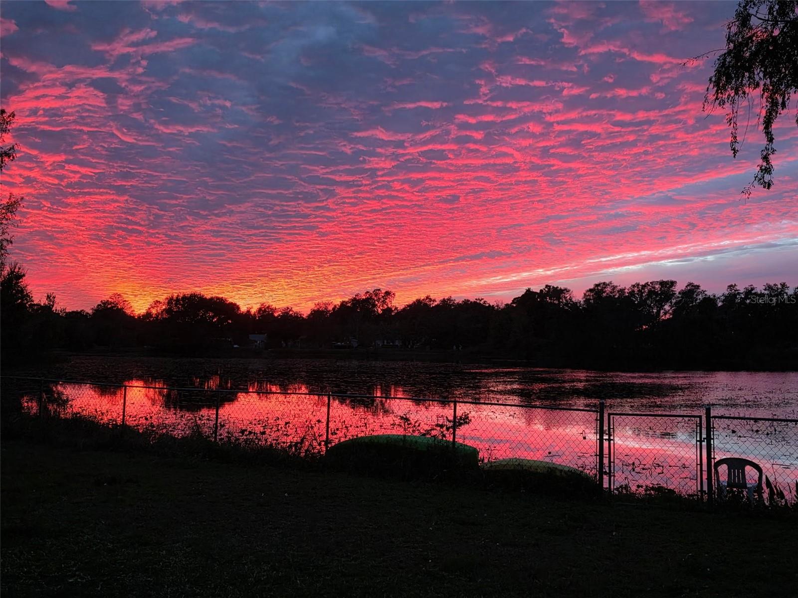WHISPERING PINES - Residential
