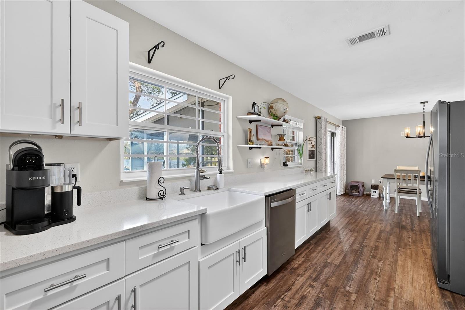 WHISPERING PINES - Residential