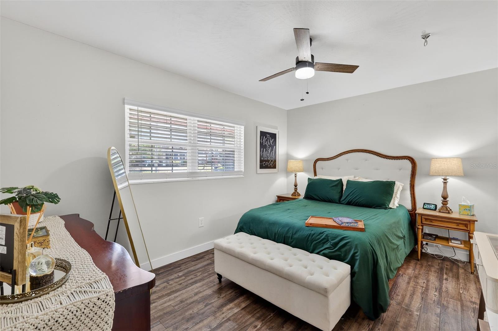 WHISPERING PINES - Residential