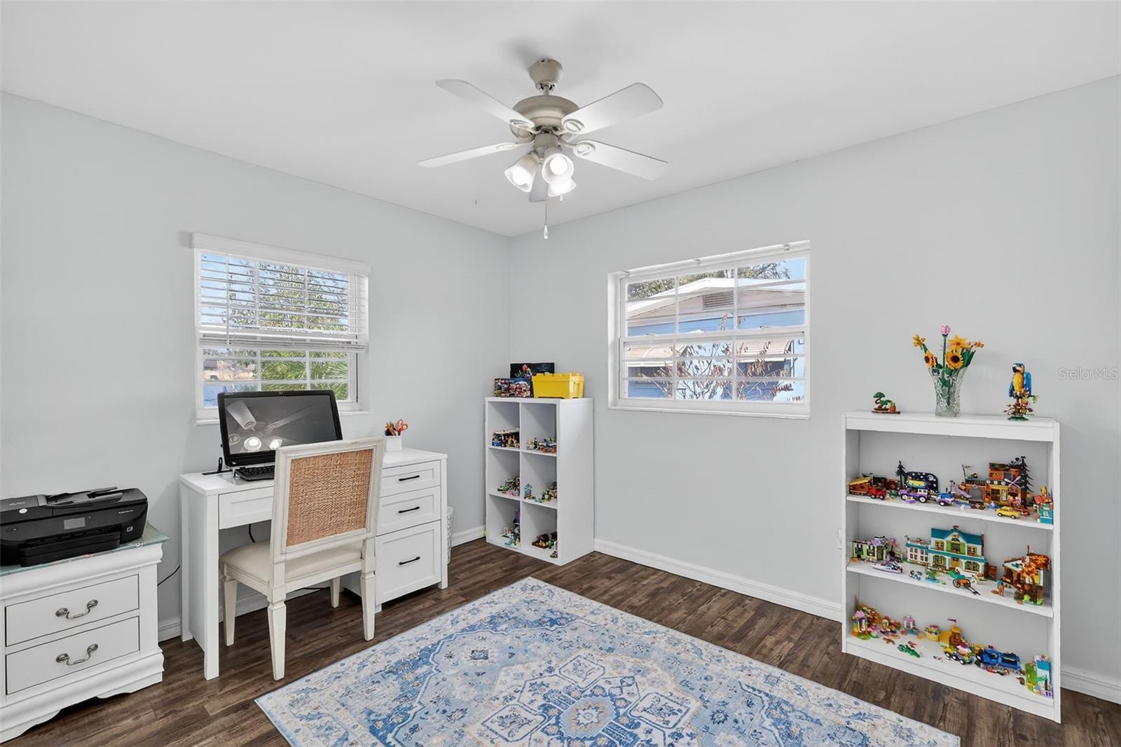 WHISPERING PINES - Residential