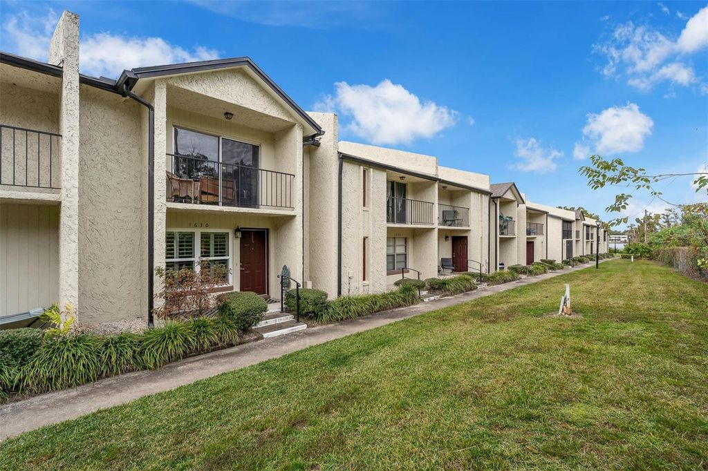 Photo of 1630 Gulfview Drive #423, Maitland, FL 32751 (MLS # O6370480)