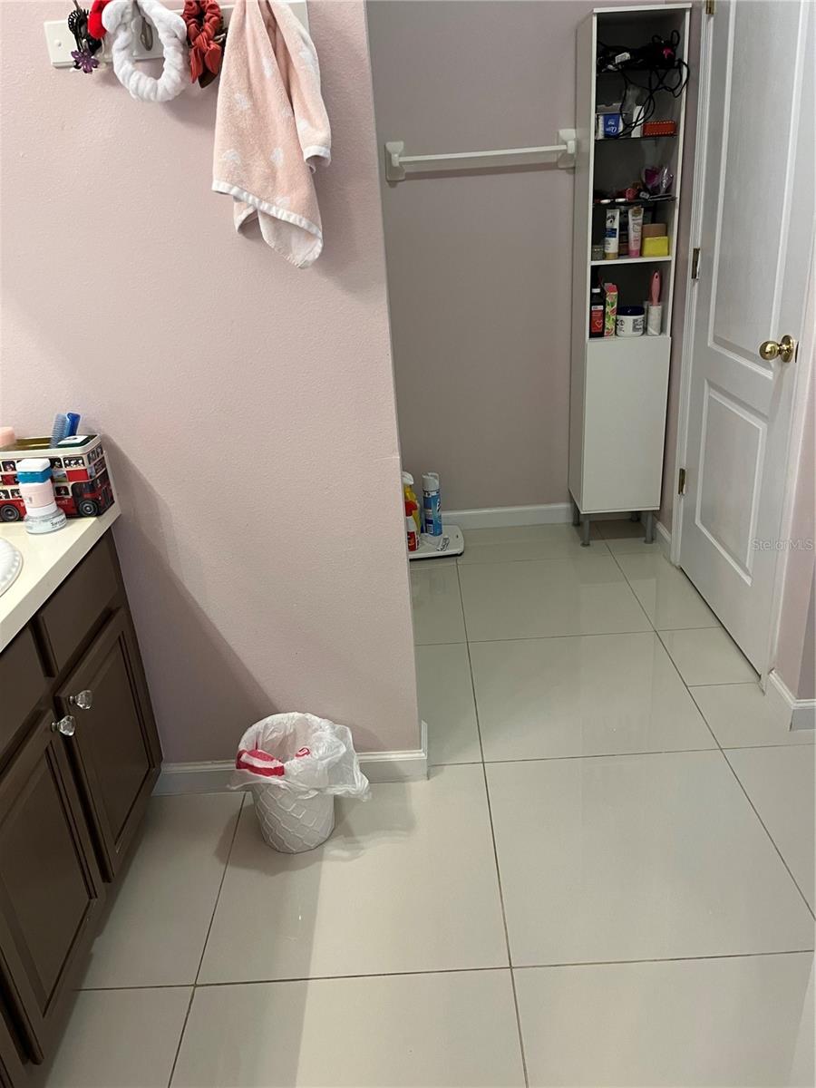 1270 STATIONSIDE DRIVE DRIVE