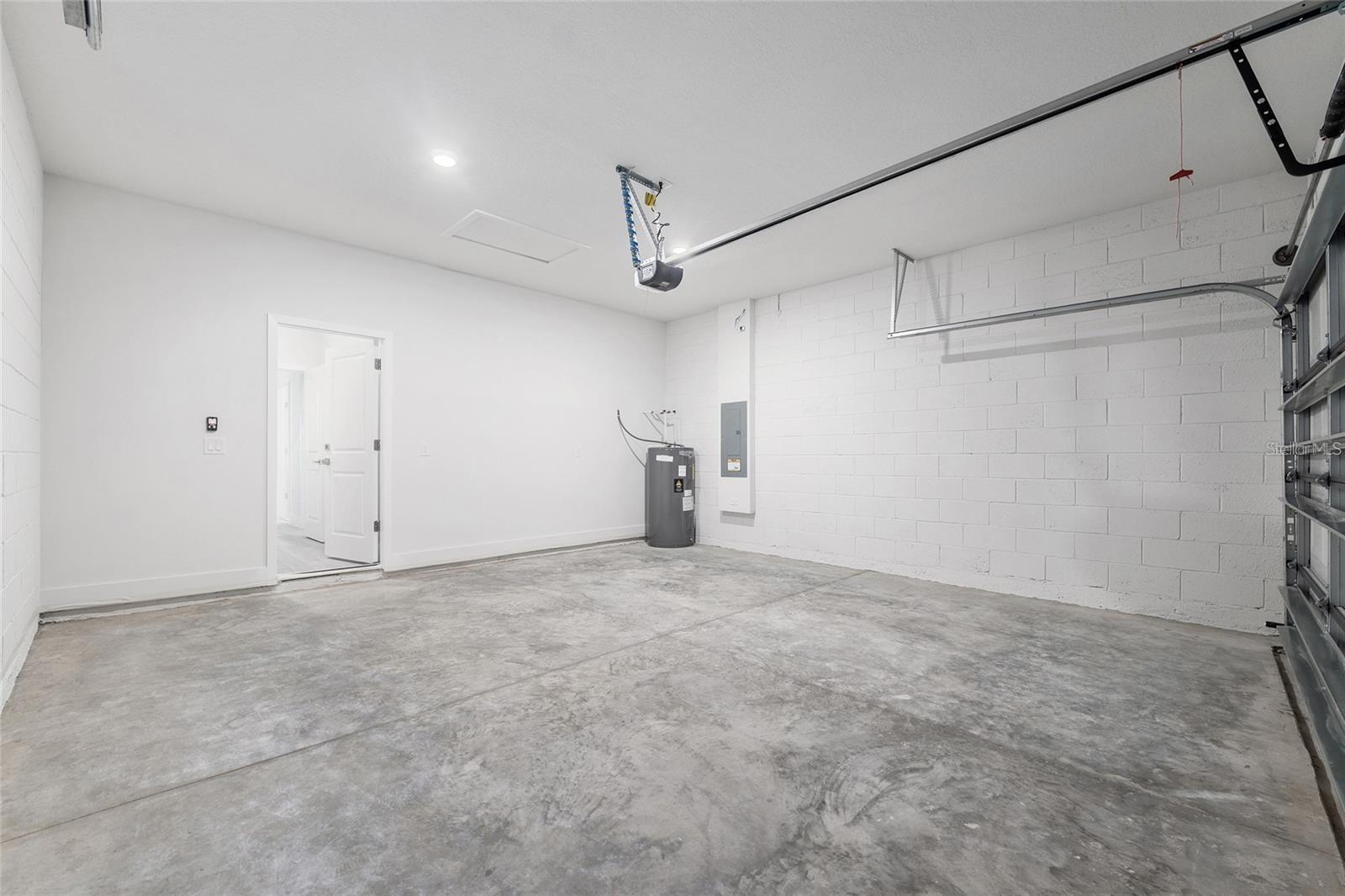 MARION OAKS UN 01 - Residential