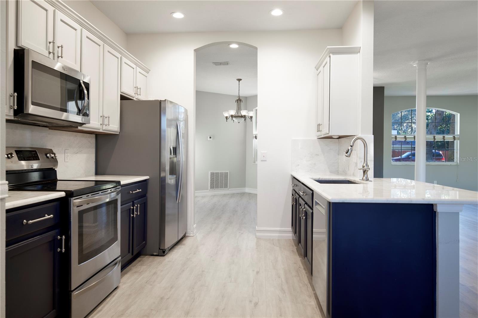 PRAIRIE LAKE VILLAGE PH 01 - Residential Lease