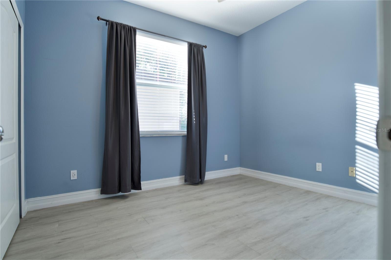 PRAIRIE LAKE VILLAGE PH 01 - Residential Lease