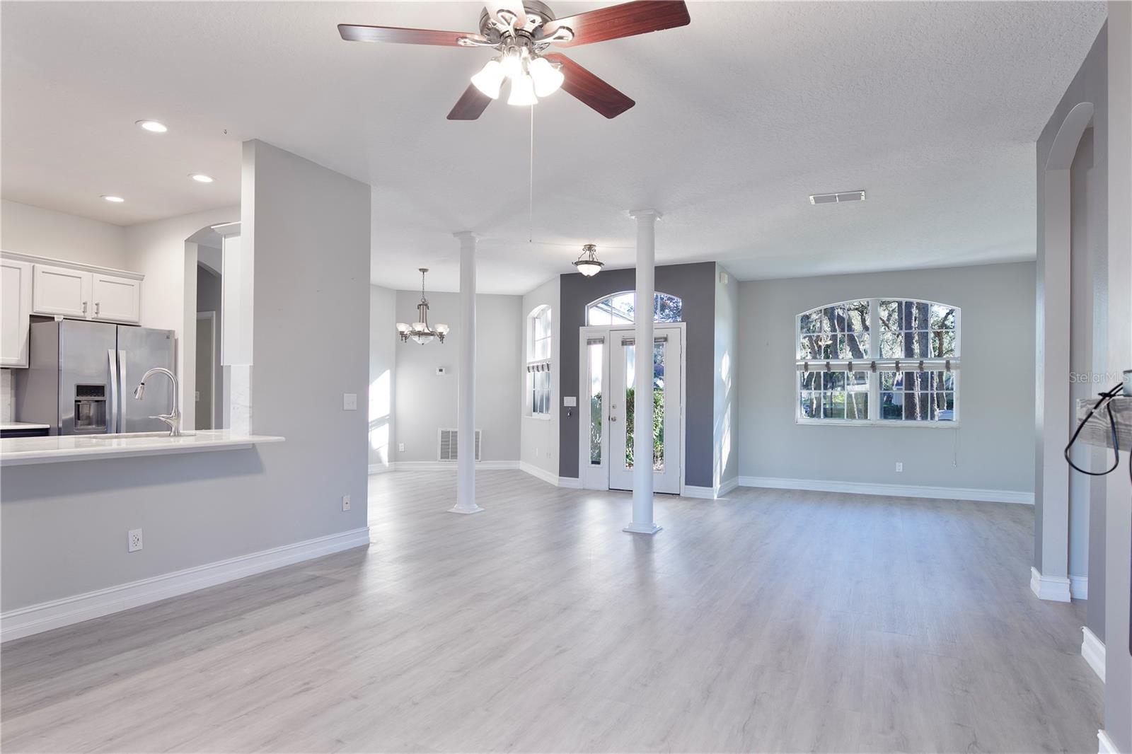 PRAIRIE LAKE VILLAGE PH 01 - Residential Lease