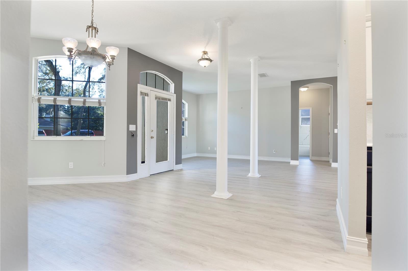 PRAIRIE LAKE VILLAGE PH 01 - Residential Lease