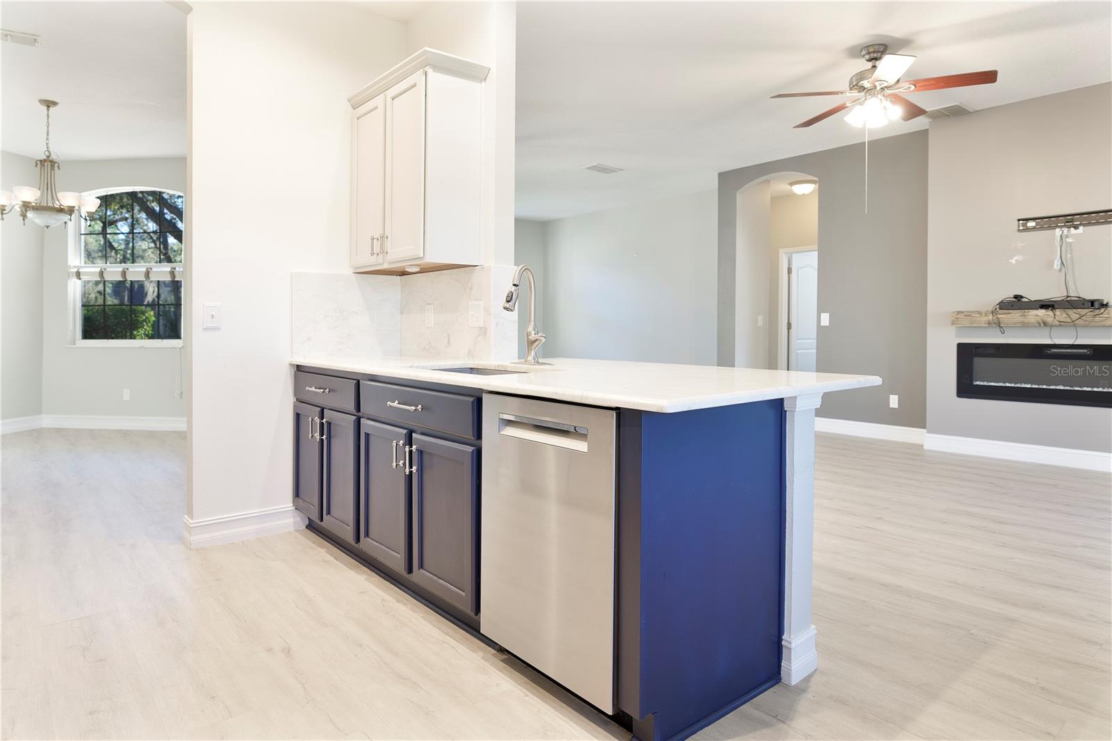 PRAIRIE LAKE VILLAGE PH 01 - Residential Lease