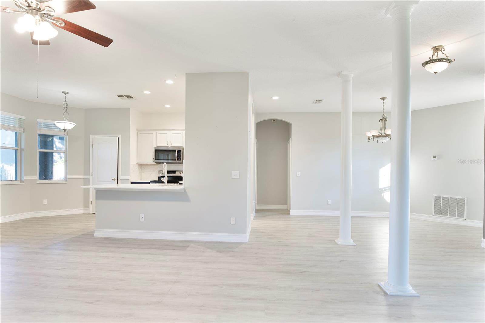 PRAIRIE LAKE VILLAGE PH 01 - Residential Lease