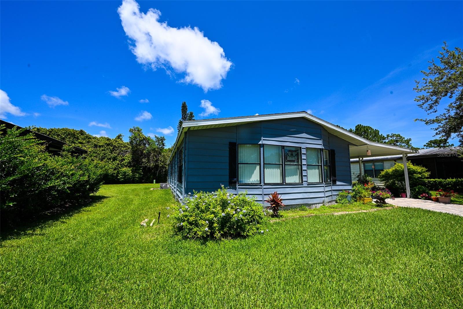 26 HORSESHOE FALLS DRIVE