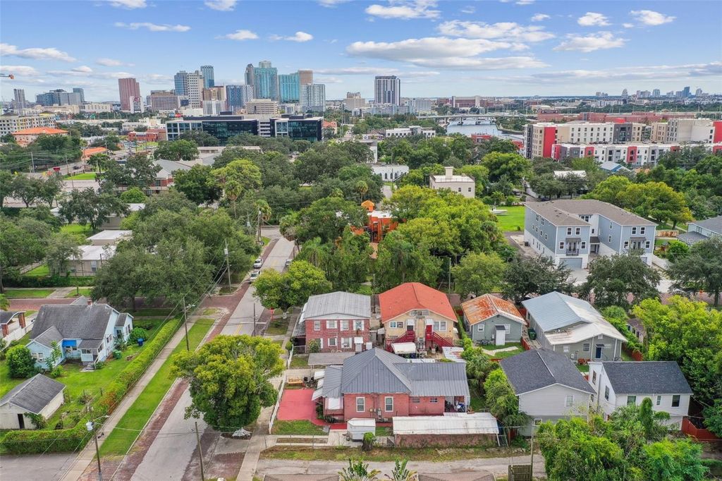 Photo of 2402 N Highland Avenue, Tampa, FL 33602 (MLS # TB8407243)