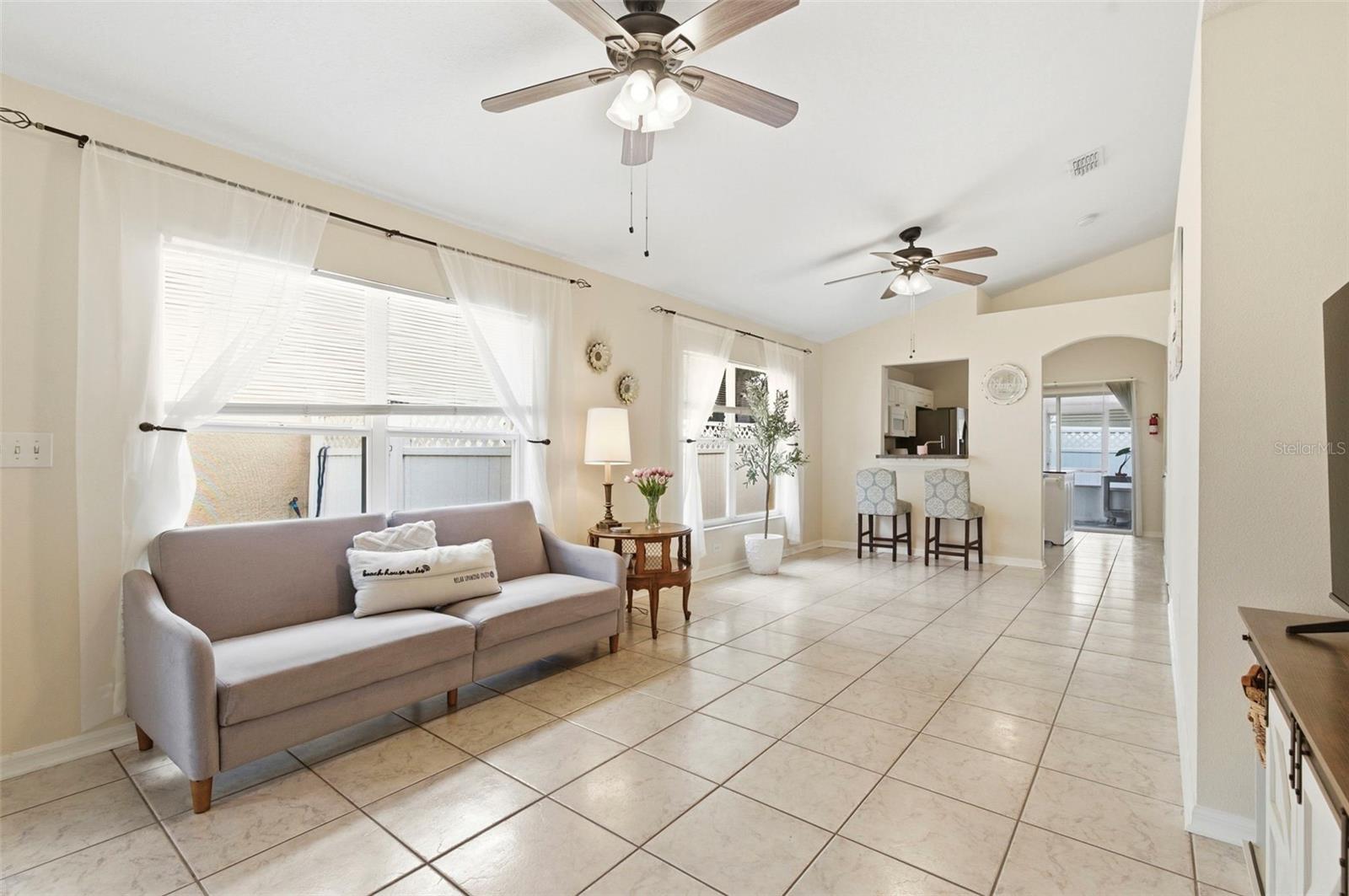 THOUSAND OAKS MULTI-FAMILY - Residential