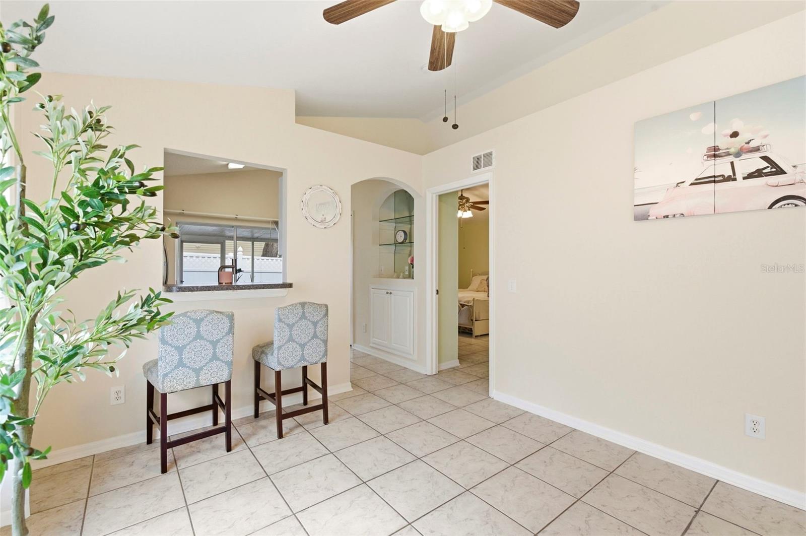 THOUSAND OAKS MULTI-FAMILY - Residential
