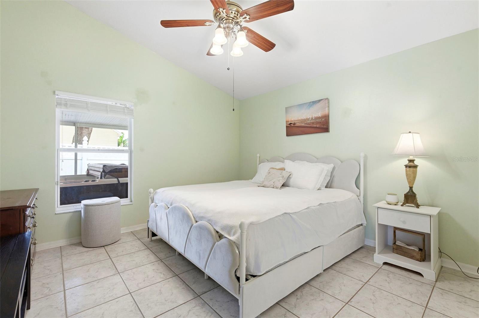 THOUSAND OAKS MULTI-FAMILY - Residential